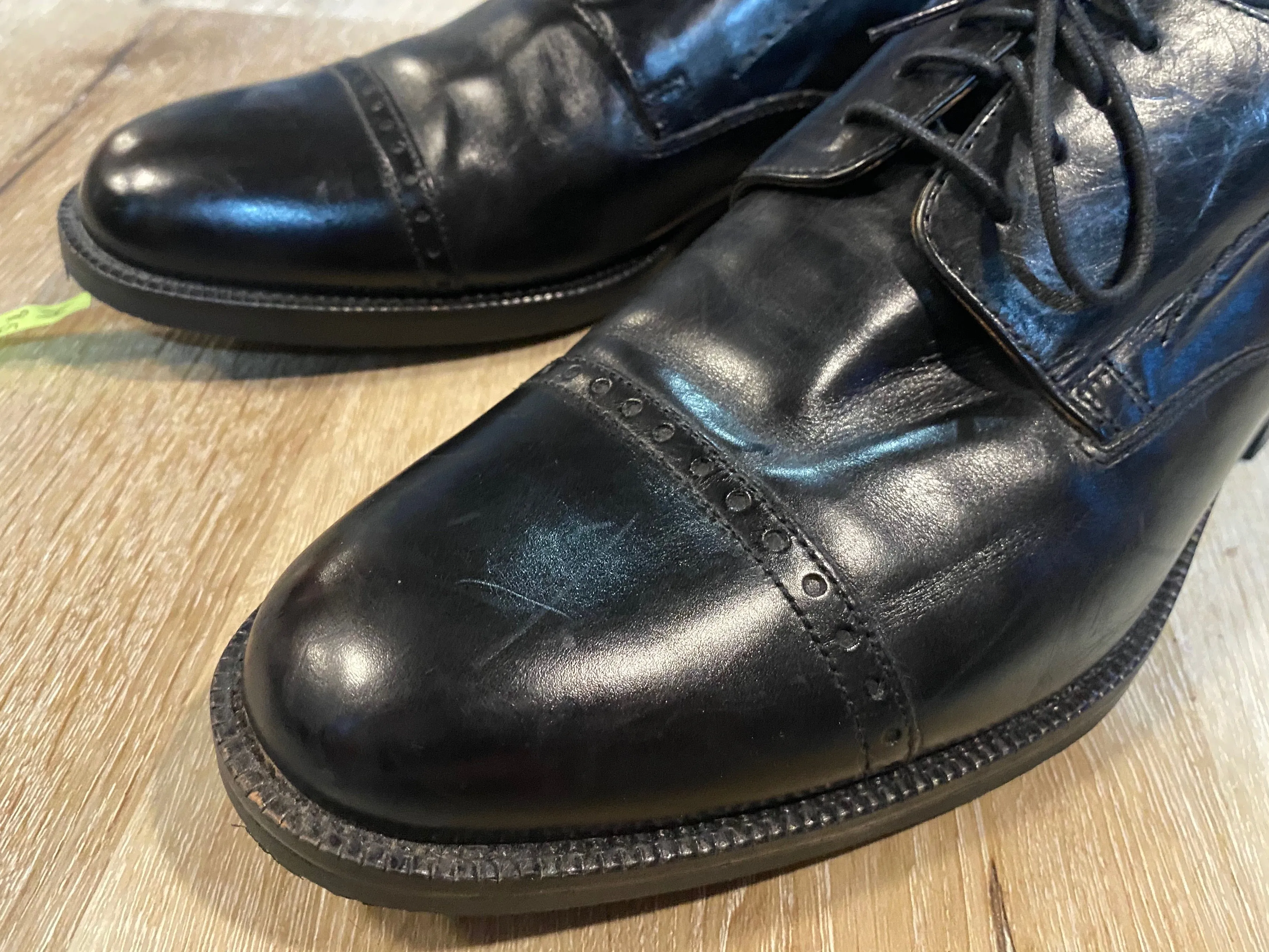 Cap Toe Johnston & Murphy Signature Series Derby Shoes 8.5M 41/42 (India)