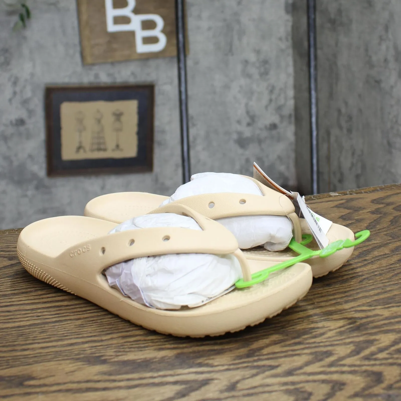 Crocs Unisex Classic Thong Flip Flops 2.0 Shitake Brown 8 Women / 6 Men
