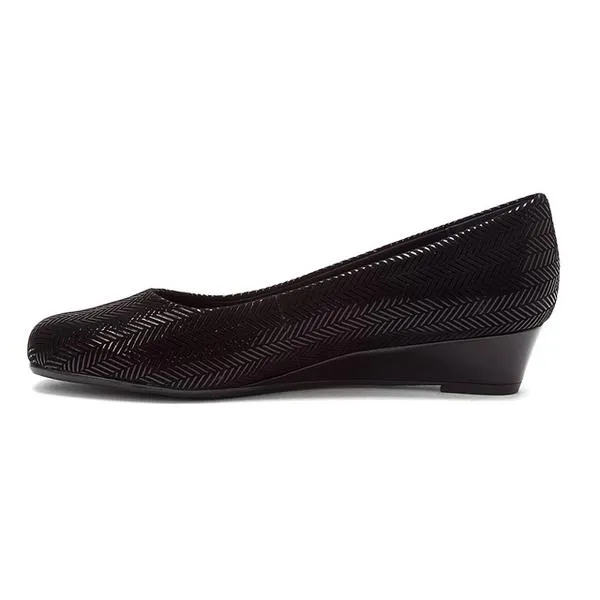 Trotters Lauren Black Suede Patent Leather