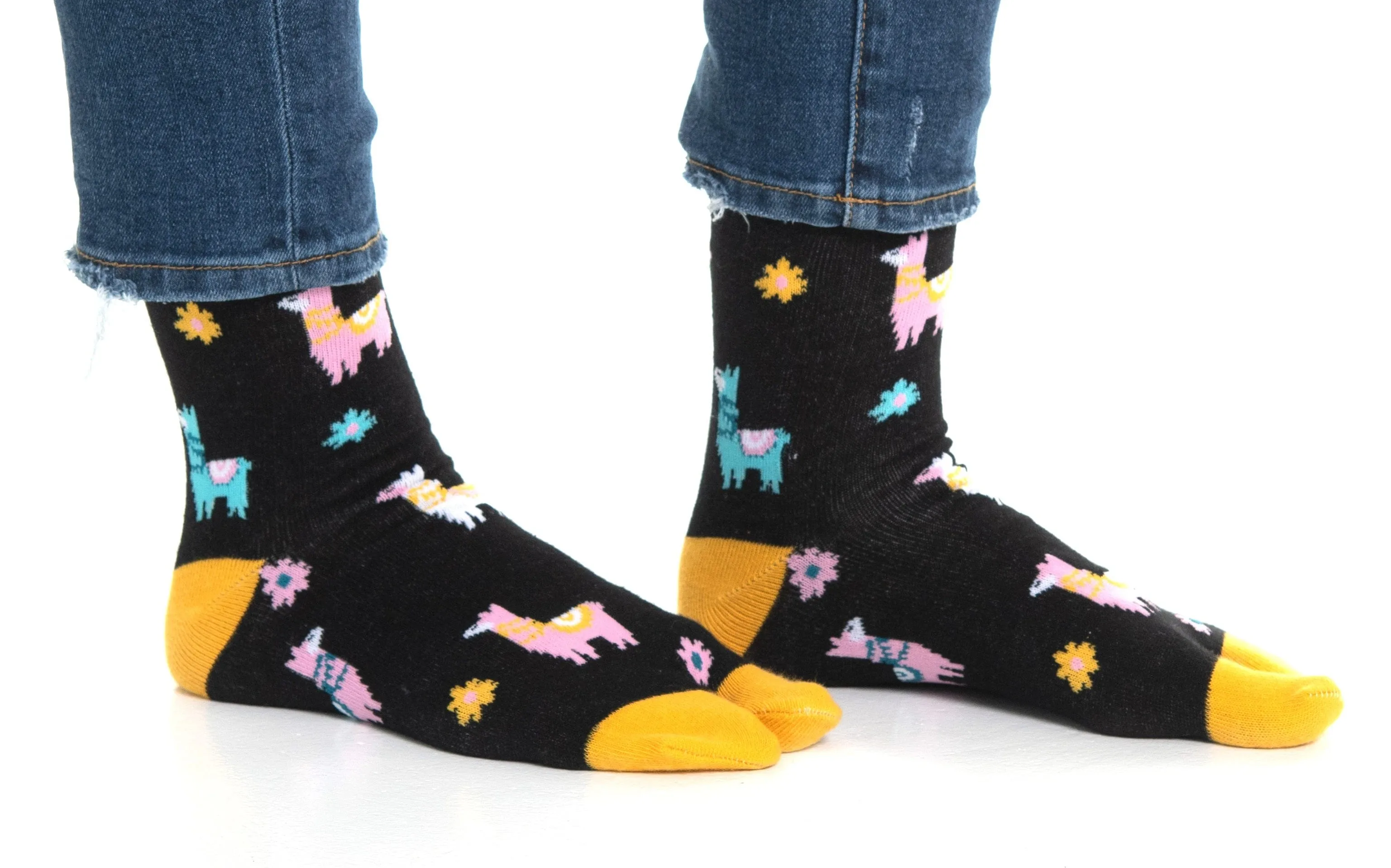 V-Toe Socks, Inc Unisex Flip Flop Tabi Socks - Black Llamas