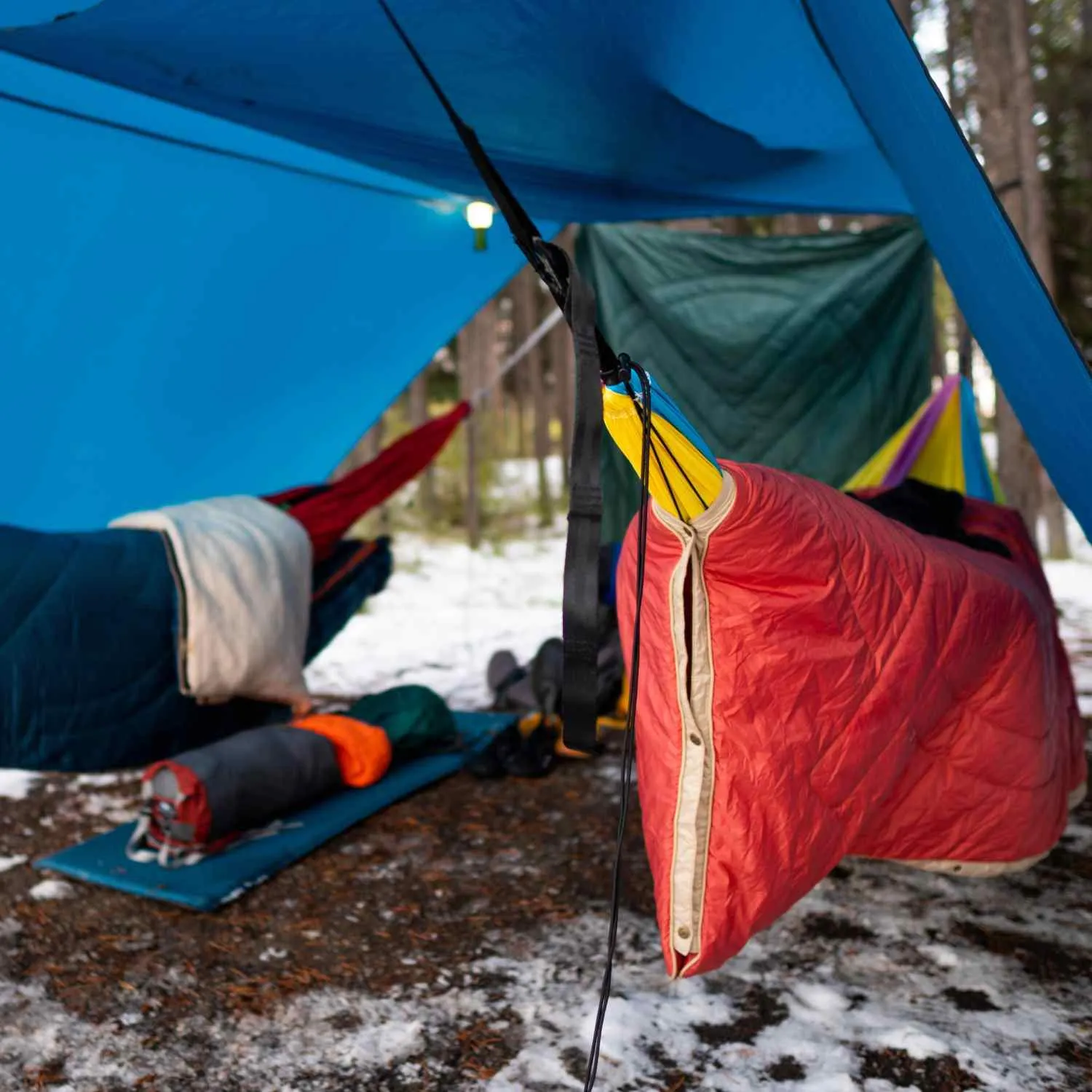 VOITED CloudTouch Indoor/Outdoor Camping Blanket