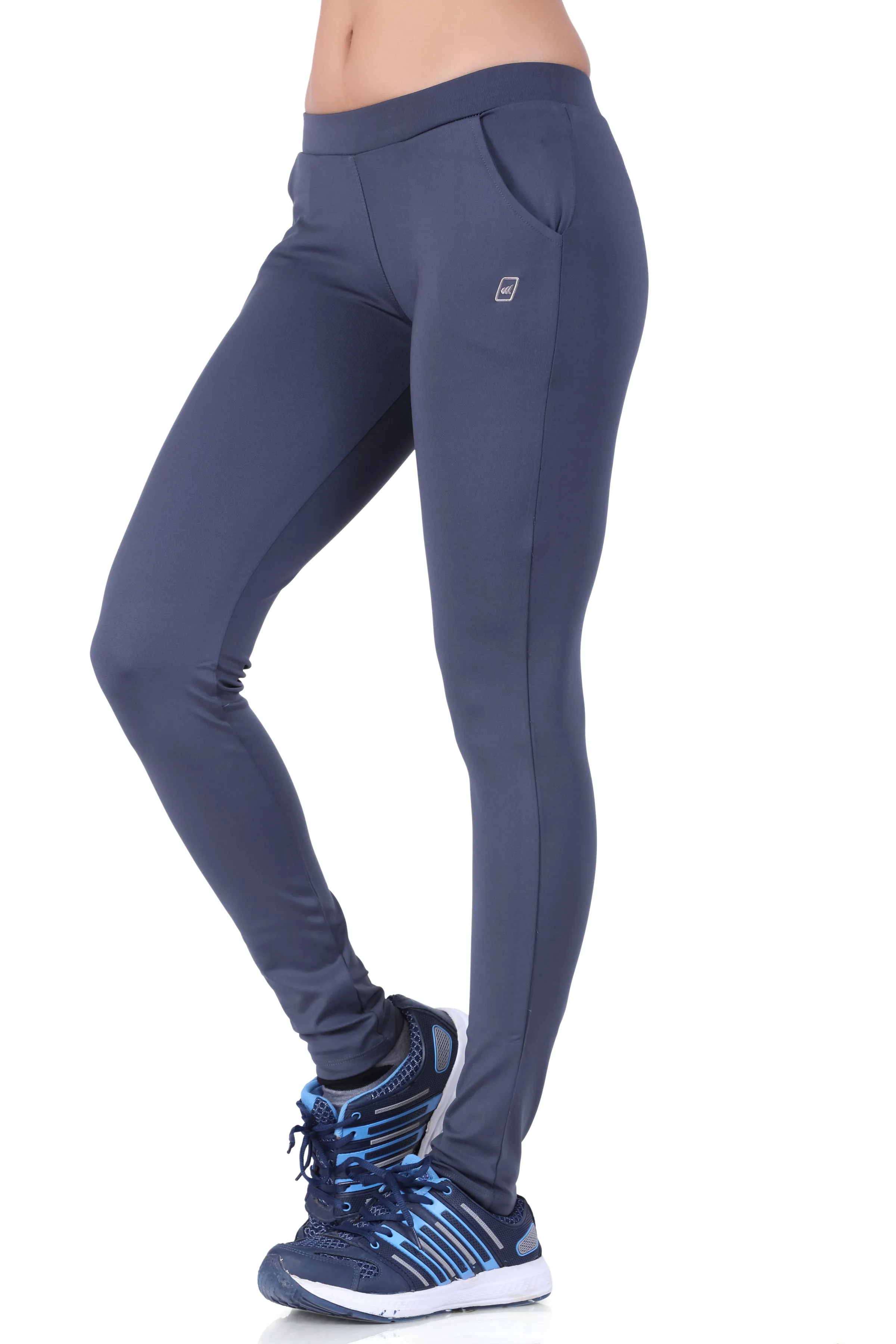 WOMEN'S SLIM FIT PANT WITH CROSS POCKETS