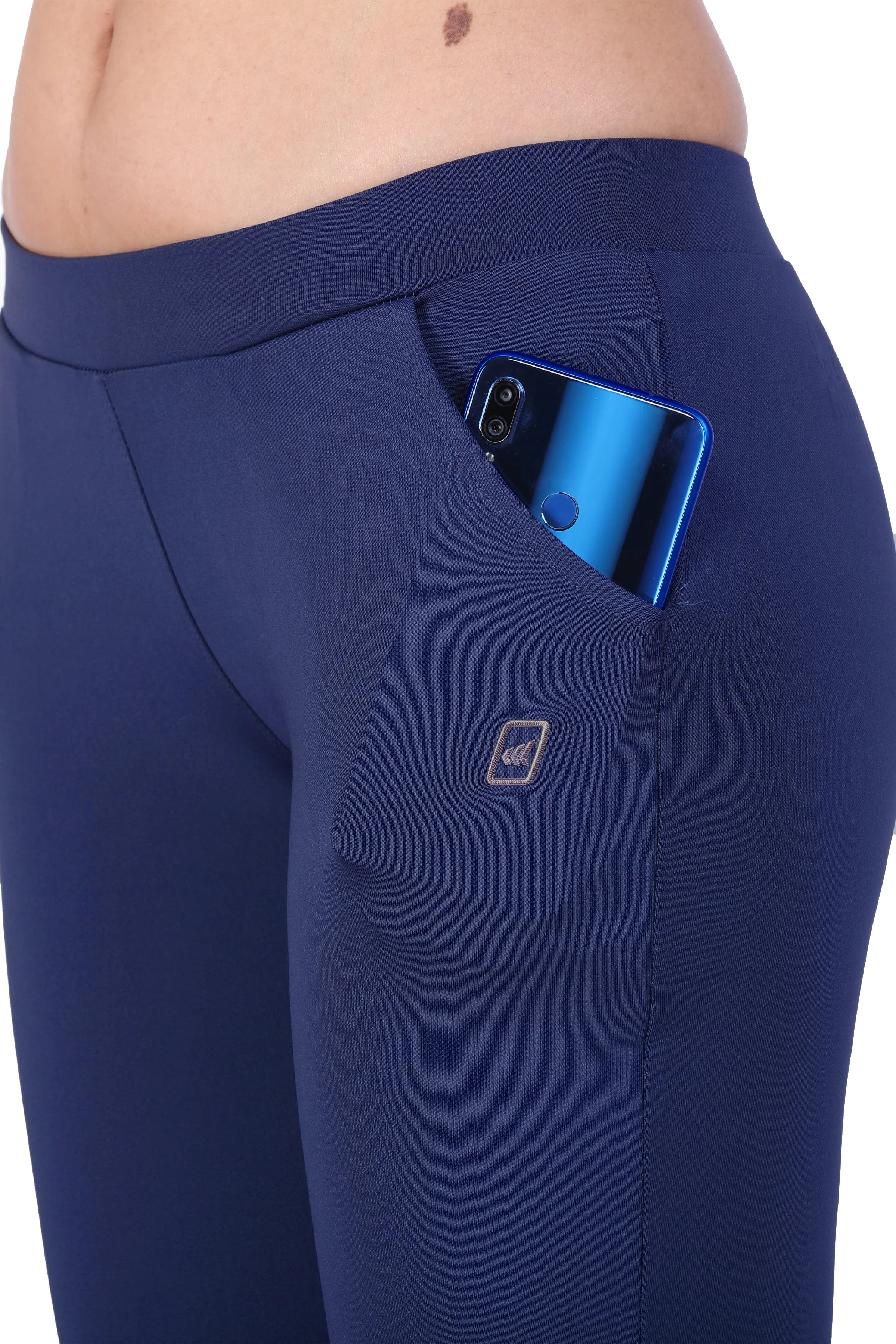WOMEN'S SLIM FIT PANT WITH CROSS POCKETS